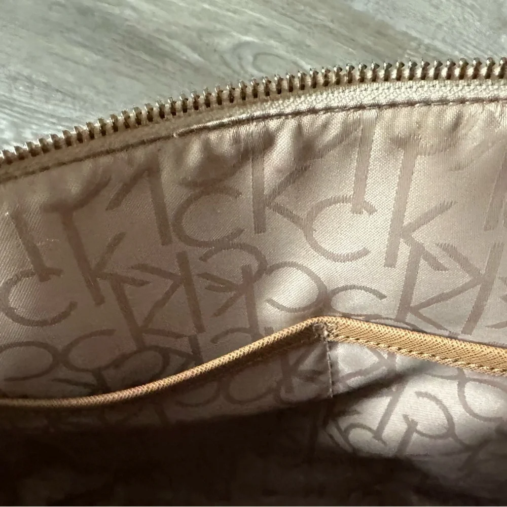 Calvin Klein Beige and Pink Satchel - Picture 6 of 10